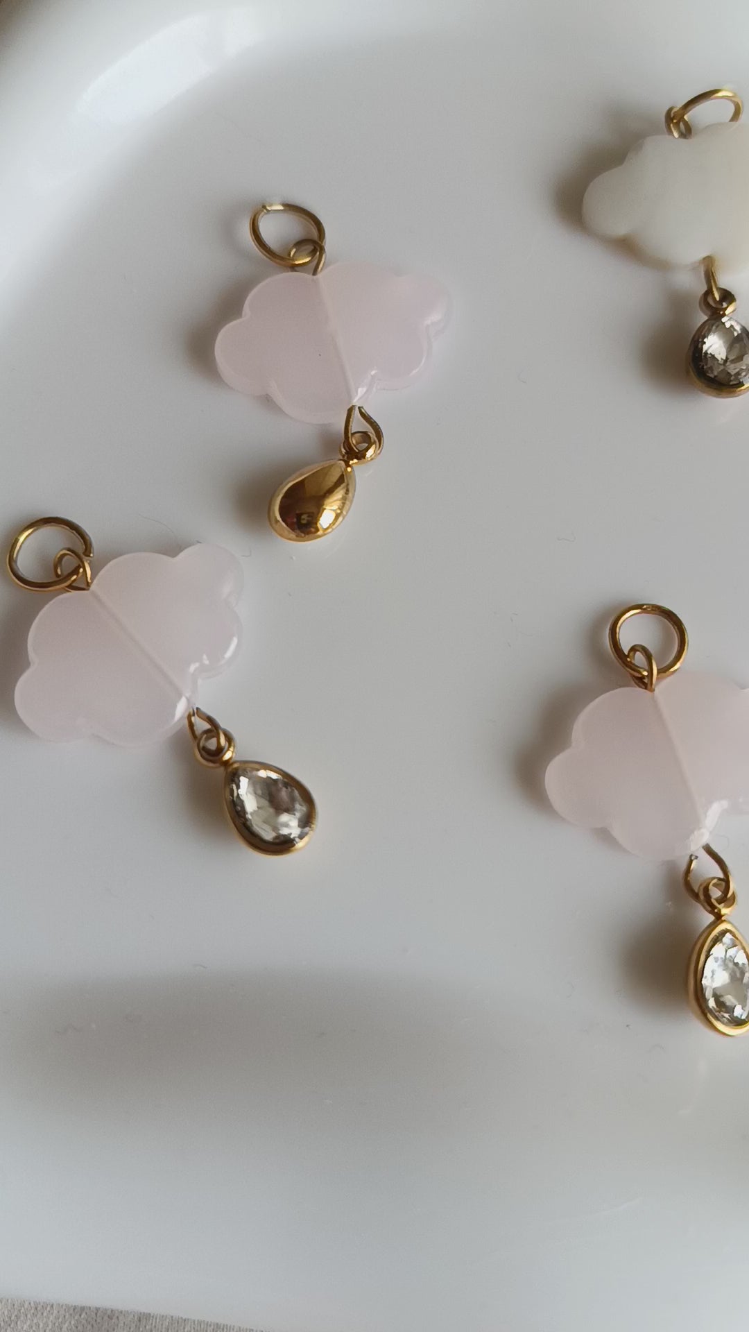 Charm nuvola luminoso