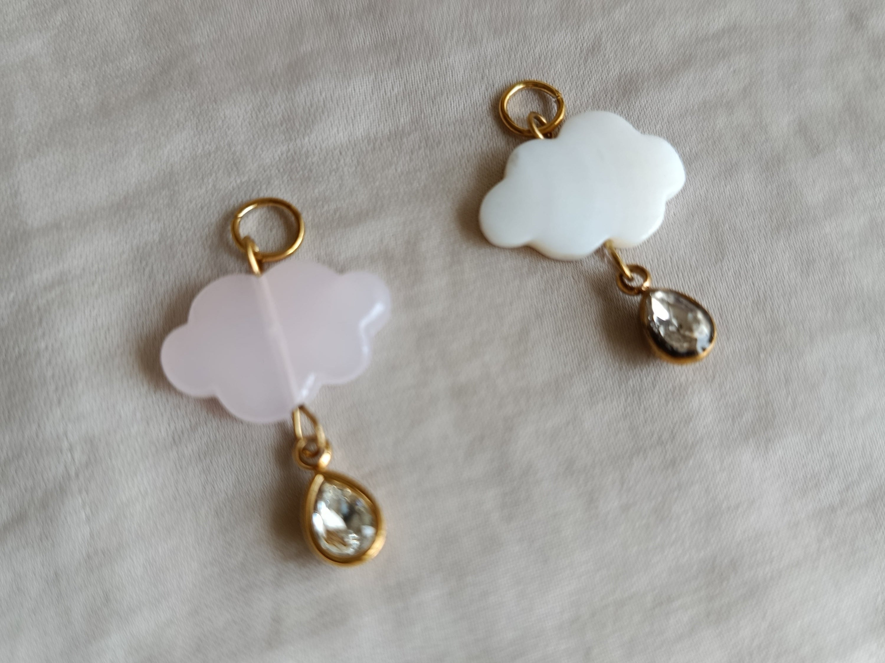 Charm nuvola luminoso