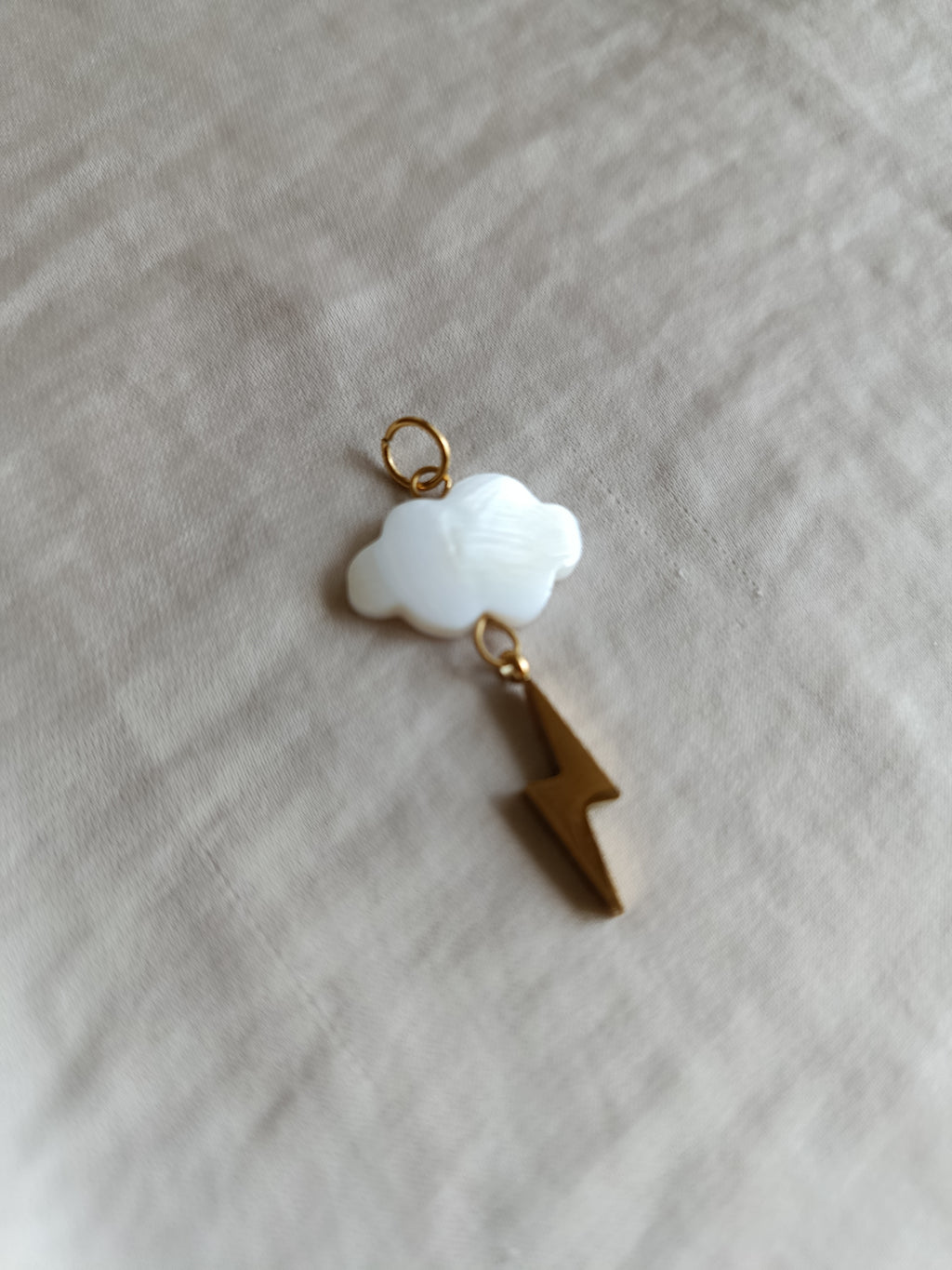 Charm nuvoletta con saetta